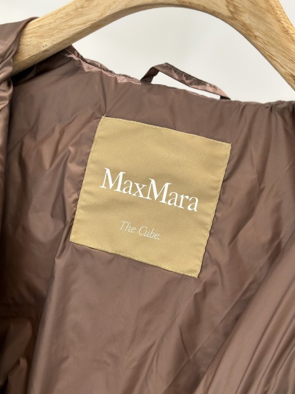 Пуховик женский фото 5