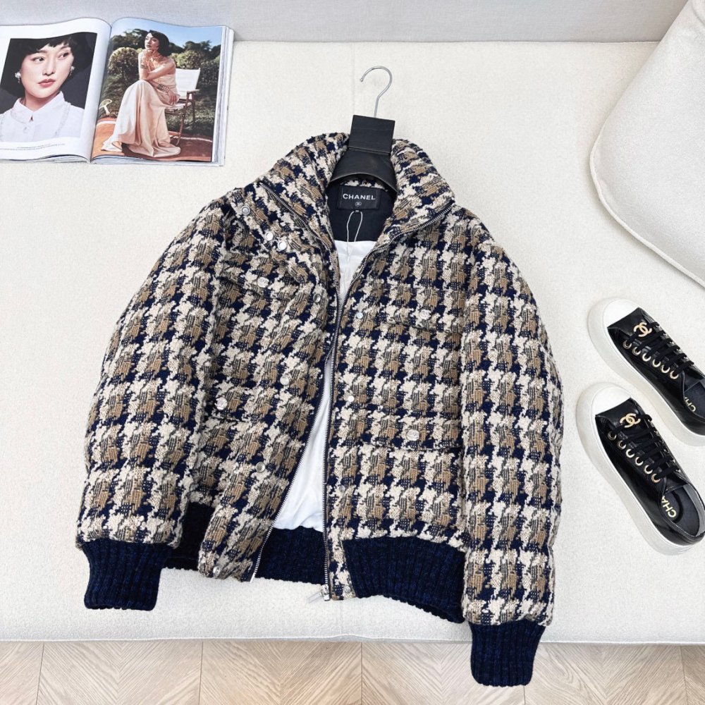 Пуховик жіночий фото 6