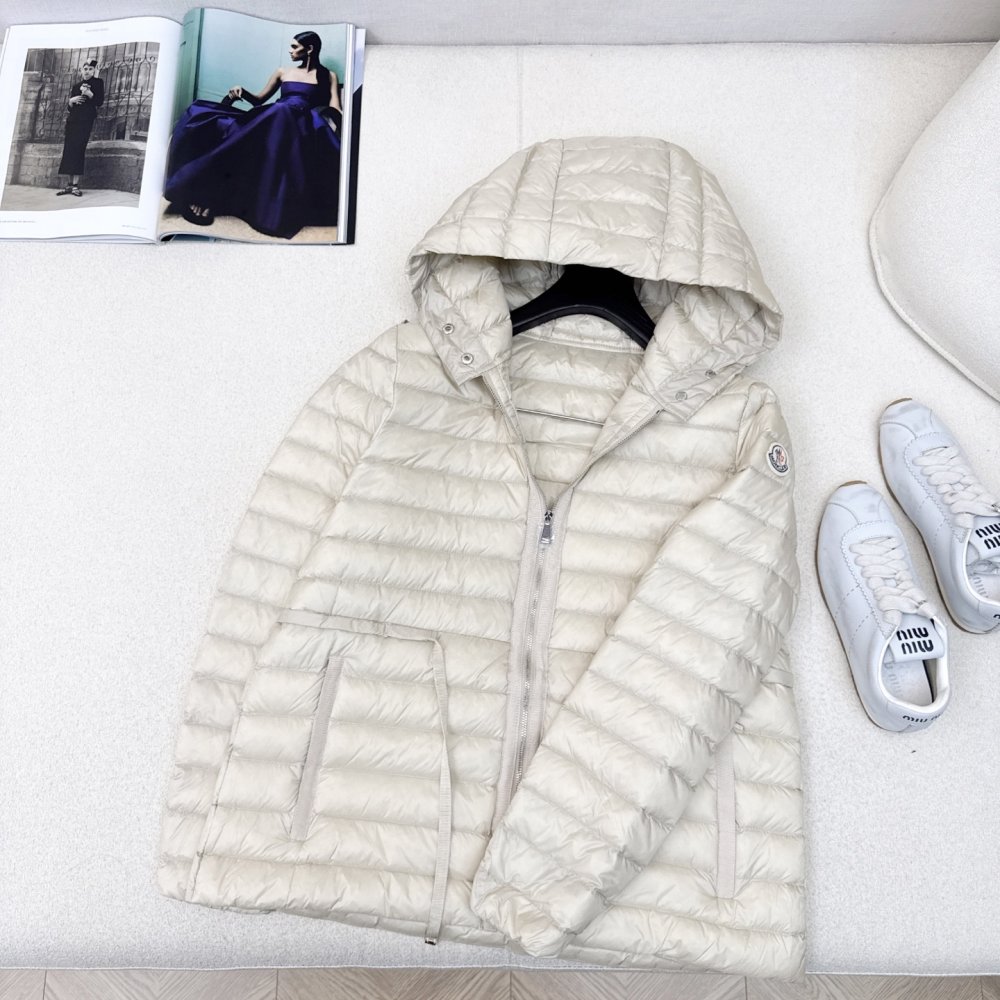 Пуховик женский фото 6