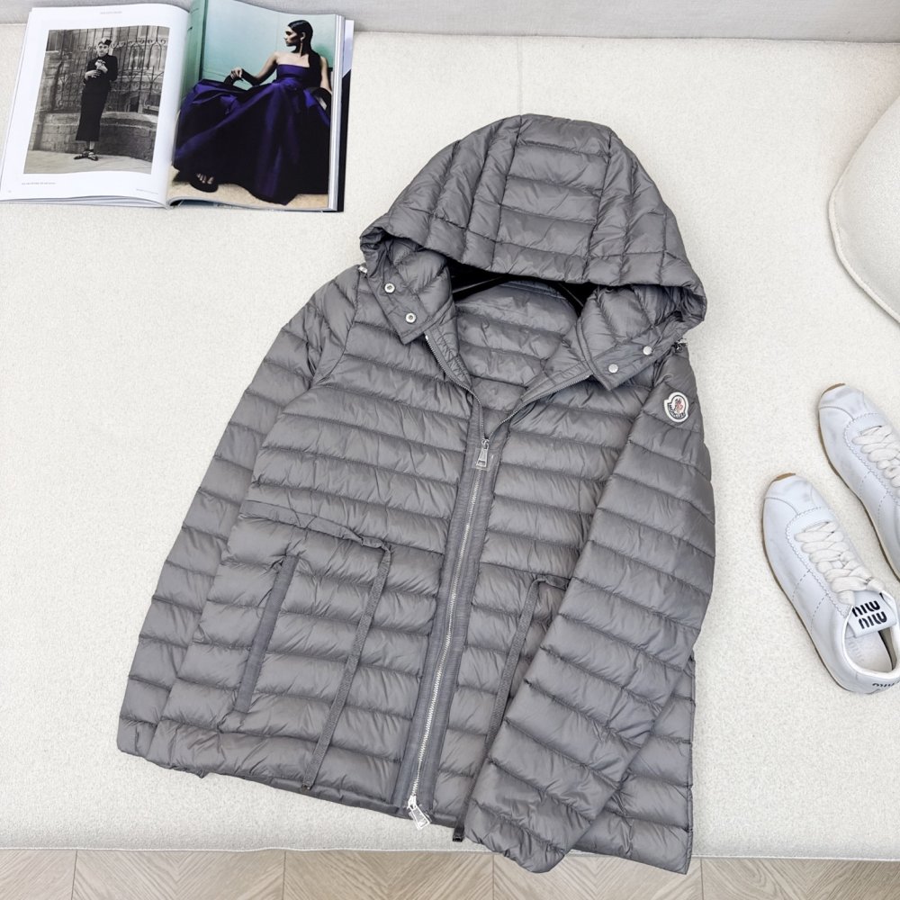 Пуховик женский фото 6