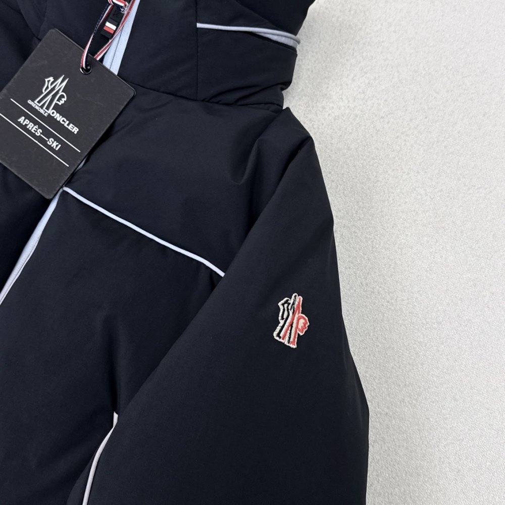 Пуховик женский фото 6