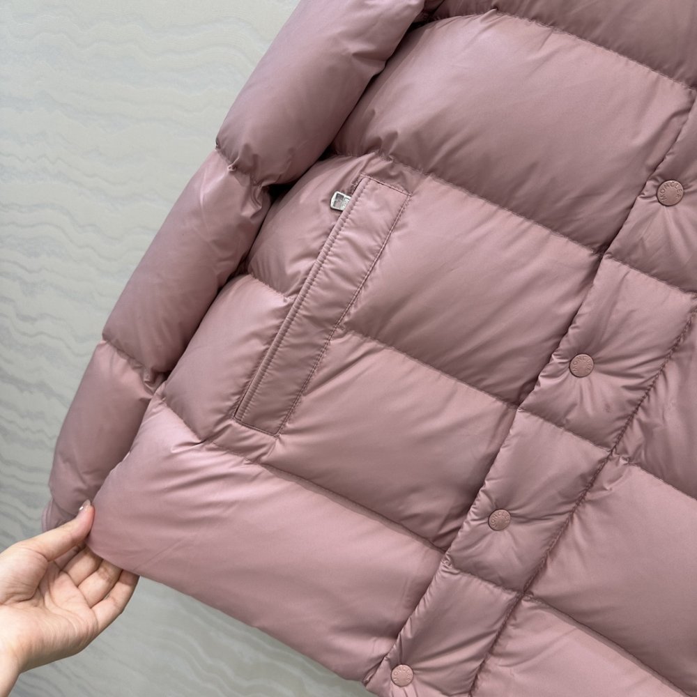 Пуховик женский фото 6