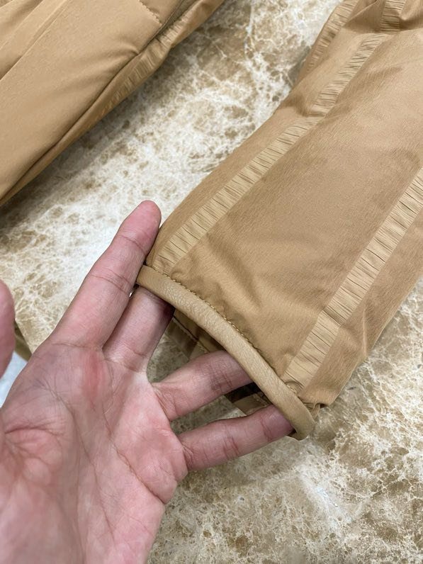 Пуховик жіночий фото 6