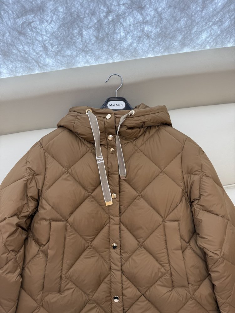 Пуховик женский фото 6