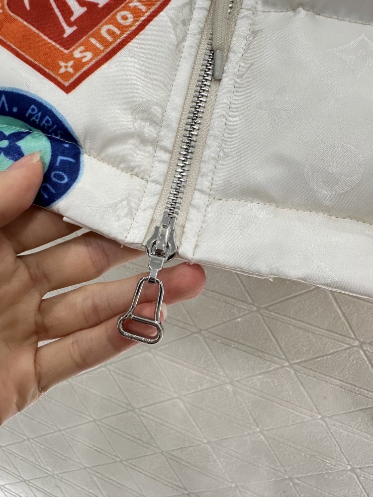 Пуховик жіночий фото 6