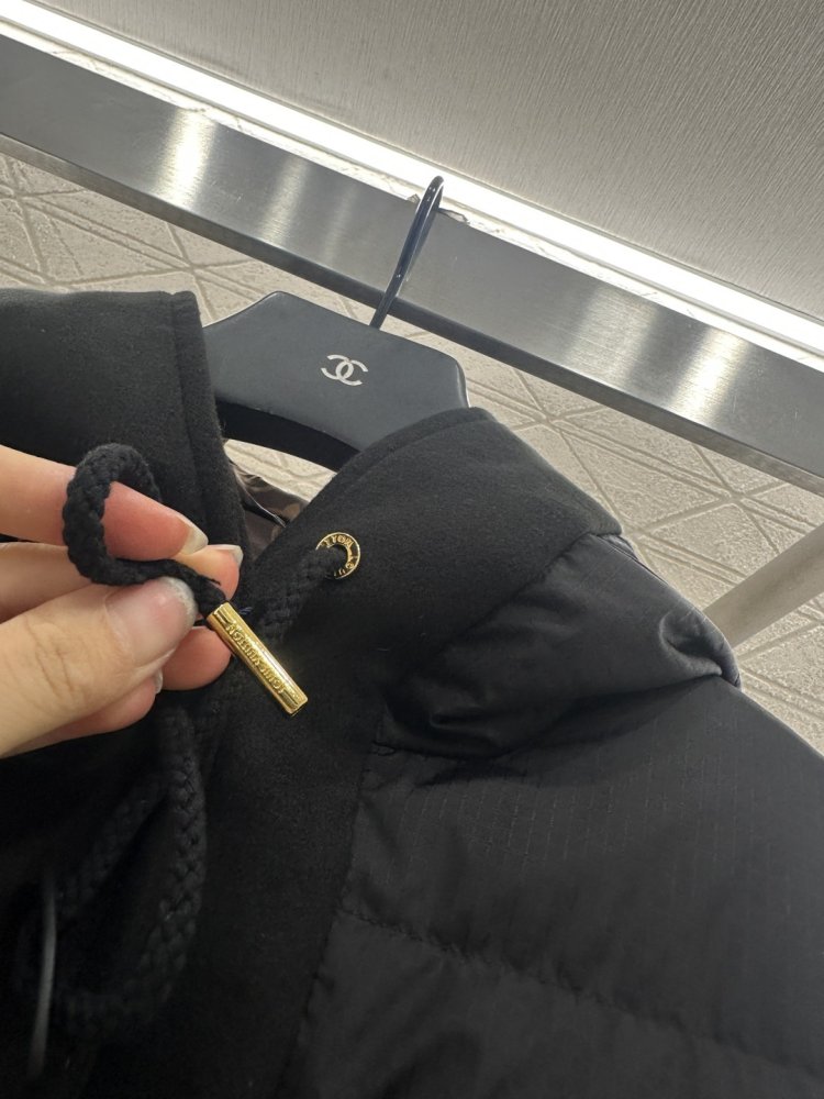 Пуховик жіночий фото 6