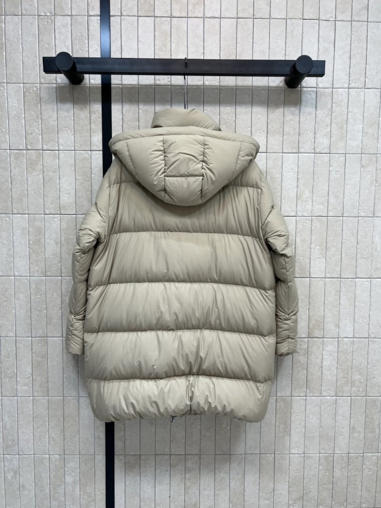 Пуховик женский фото 6