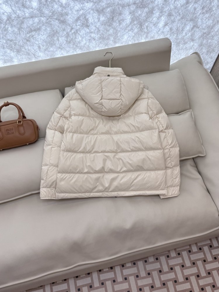 Пуховик женский фото 6