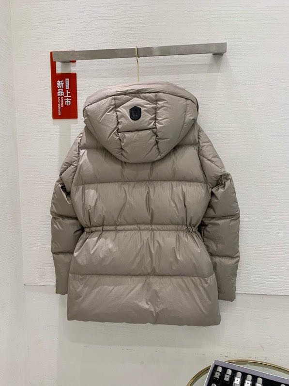 Пуховик жіночий фото 6