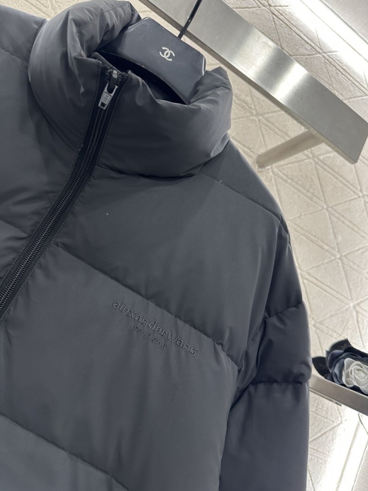 Пуховик женский фото 6