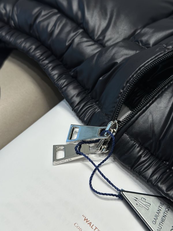 Пуховик женский фото 6