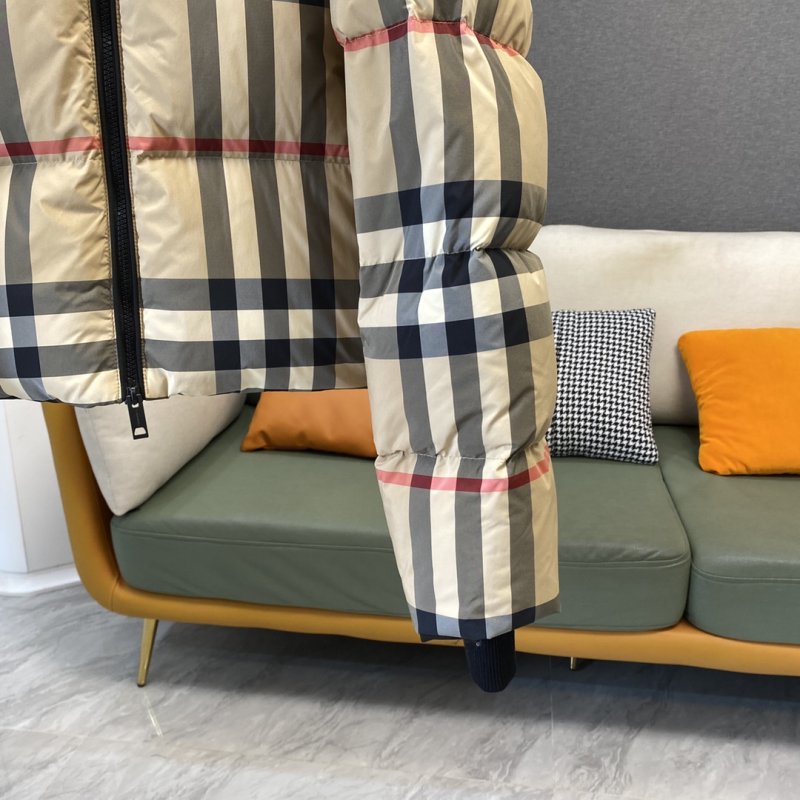 Пуховик женский фото 6