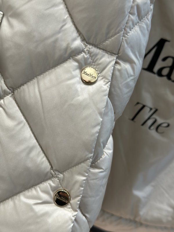 Пуховик женский фото 6