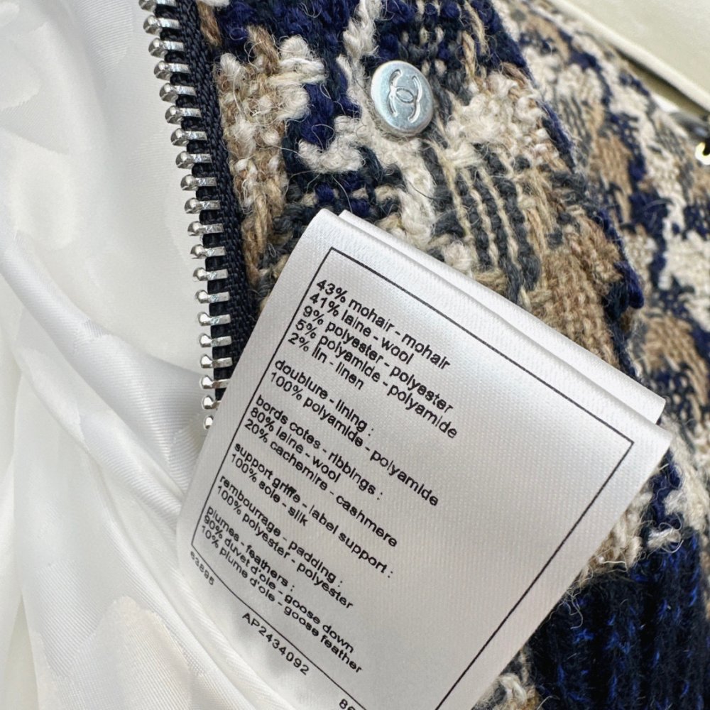 Пуховик жіночий фото 7