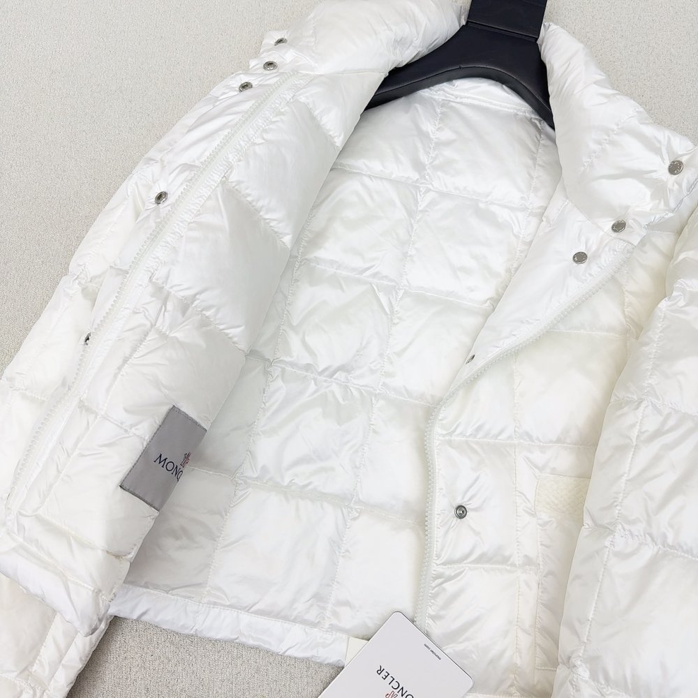 Пуховик женский фото 7