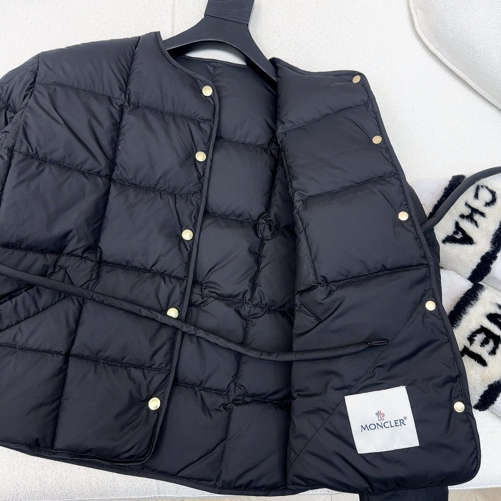 Пуховик жіночий фото 7