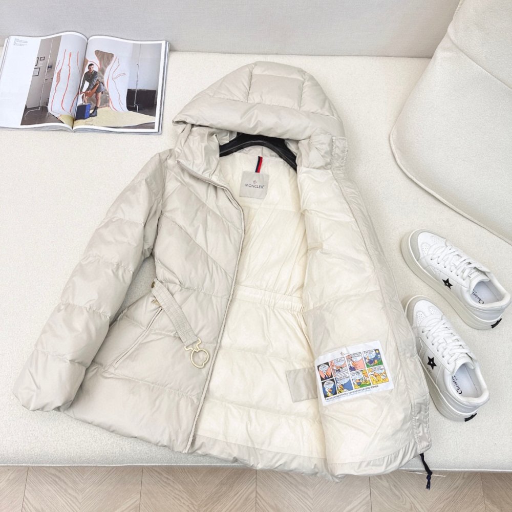 Пуховик женский фото 7