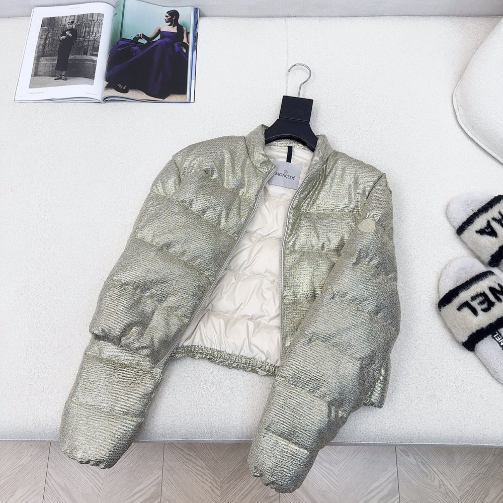 Пуховик женский фото 7