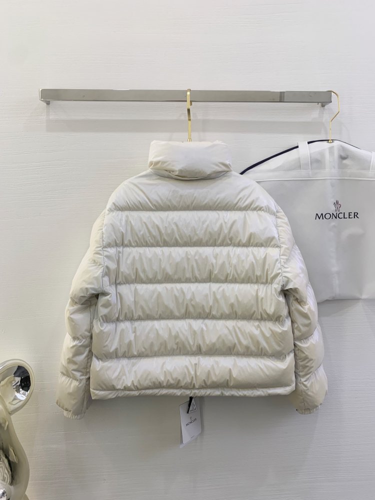 Пуховик женский фото 7