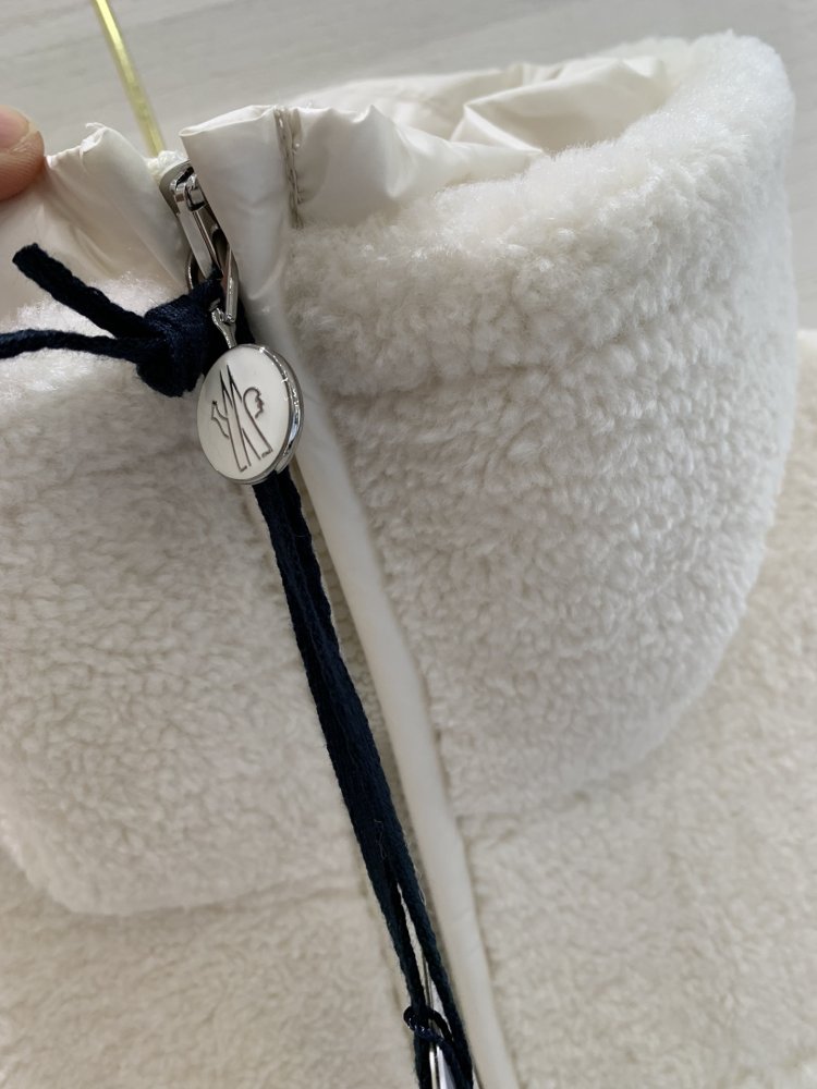 Пуховик женский фото 7