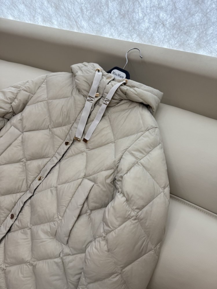 Пуховик женский фото 7