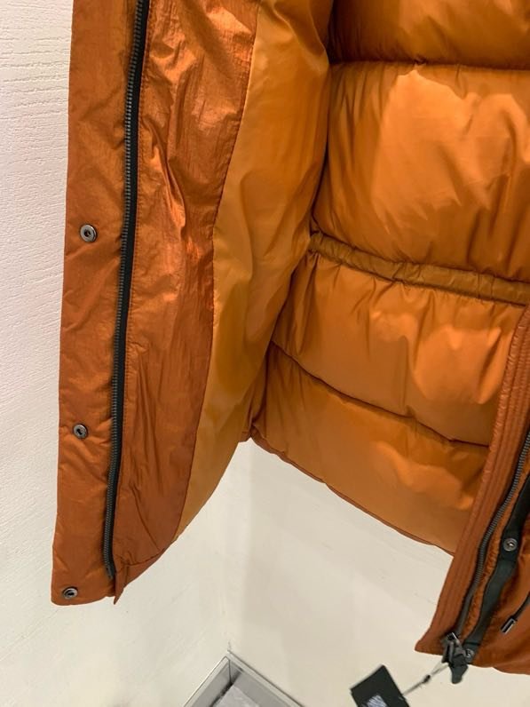 Пуховик жіночий фото 7