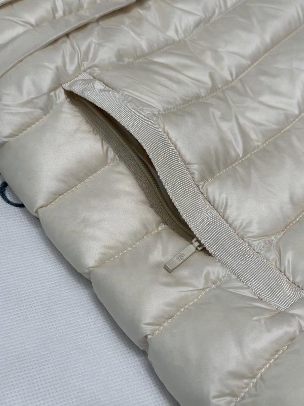 Пуховик женский фото 7