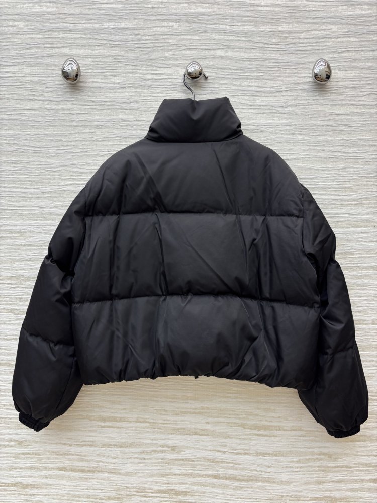 Пуховик жіночий фото 8