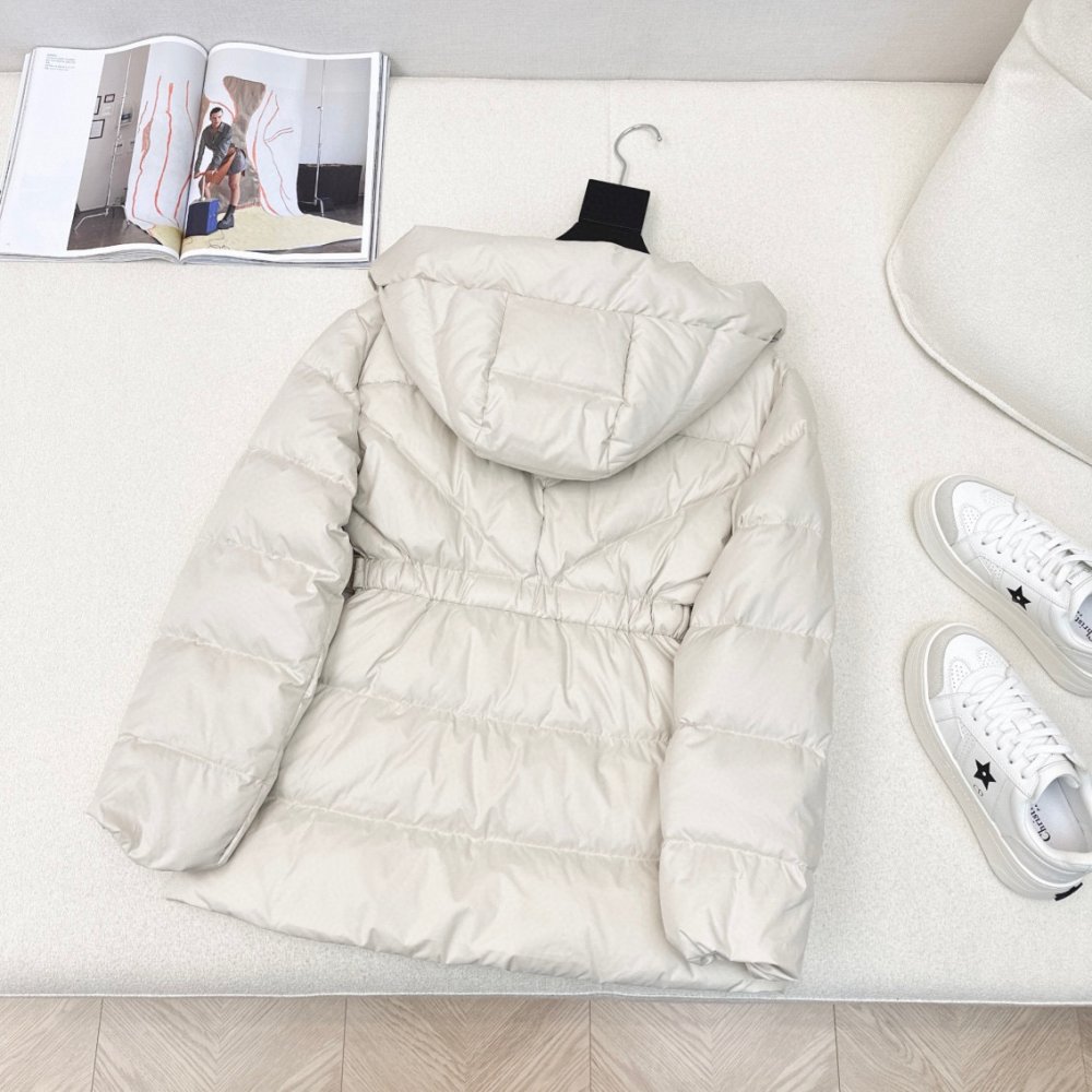 Пуховик женский фото 8