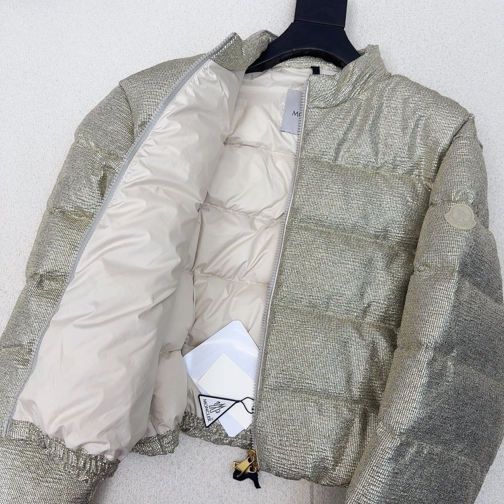 Пуховик женский фото 8