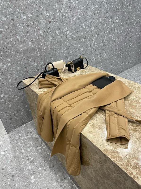 Пуховик жіночий фото 8