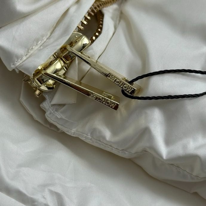 Пуховик жіночий фото 8