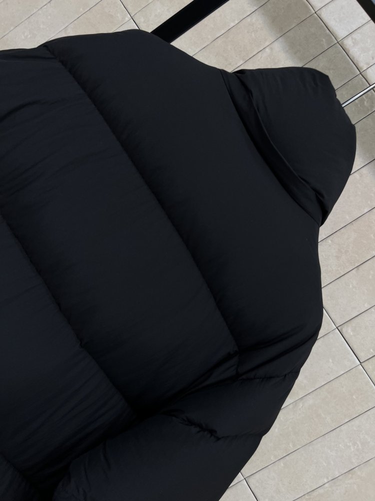 Пуховик женский фото 8