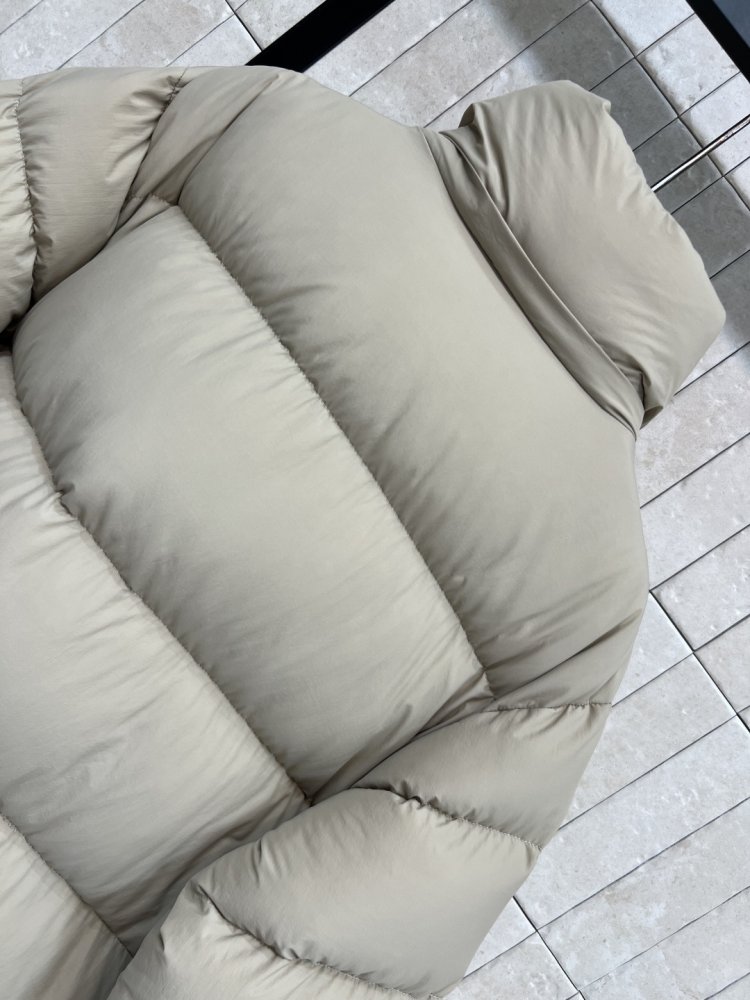 Пуховик женский фото 8