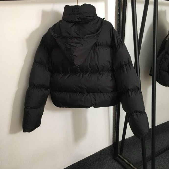 Пуховик женский фото 8