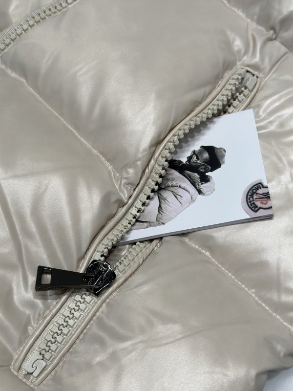 Пуховик женский фото 8