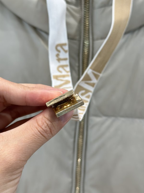 Пуховик женский фото 8