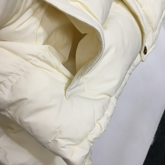 Пуховик жіночий фото 9