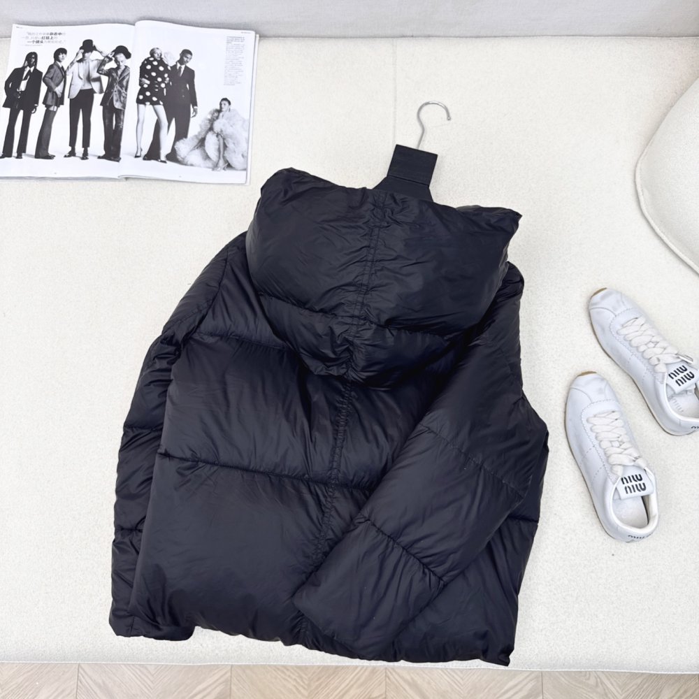 Пуховик жіночий фото 9