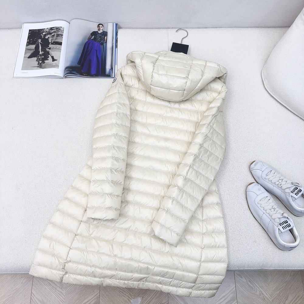 Пуховик женский фото 9