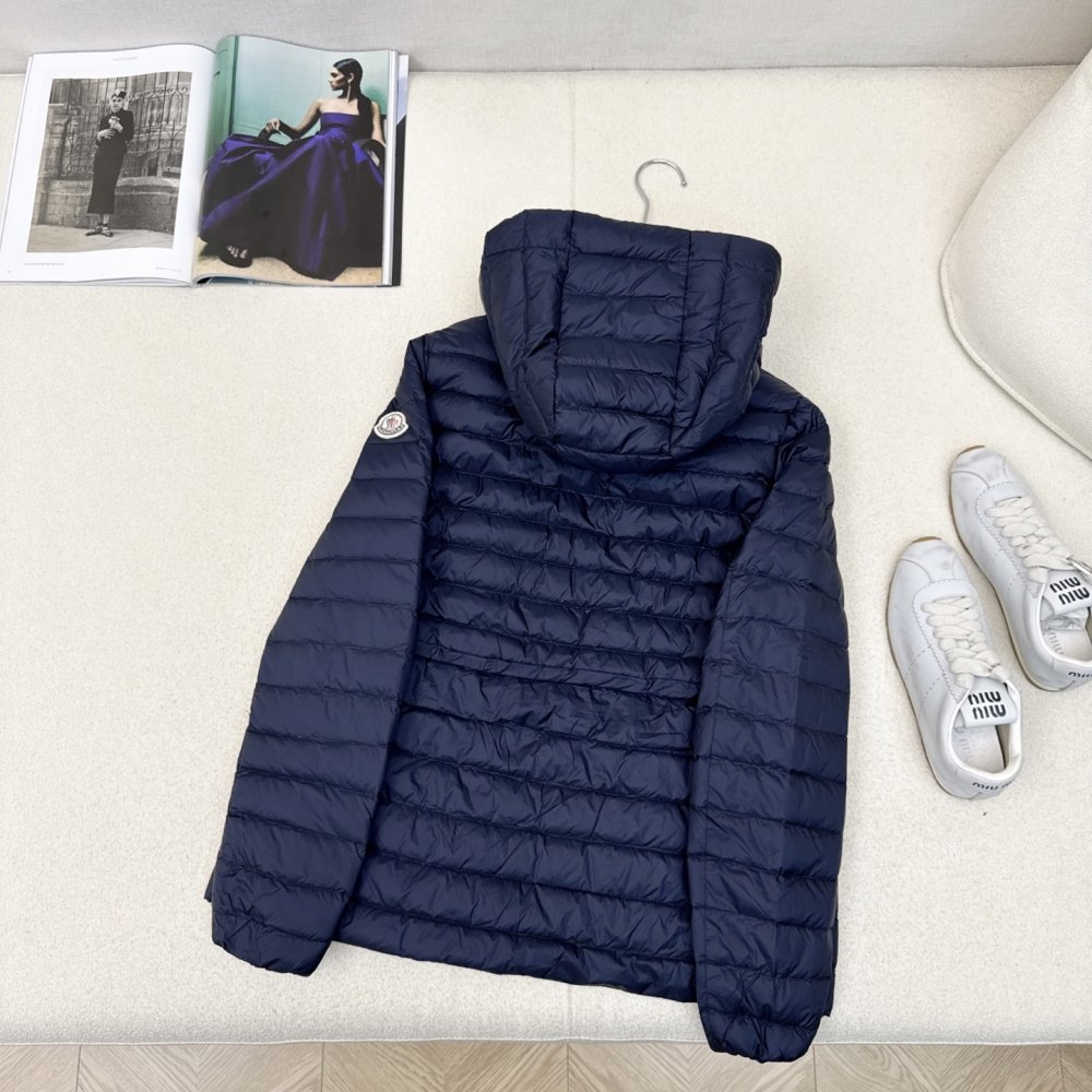 Пуховик женский фото 9