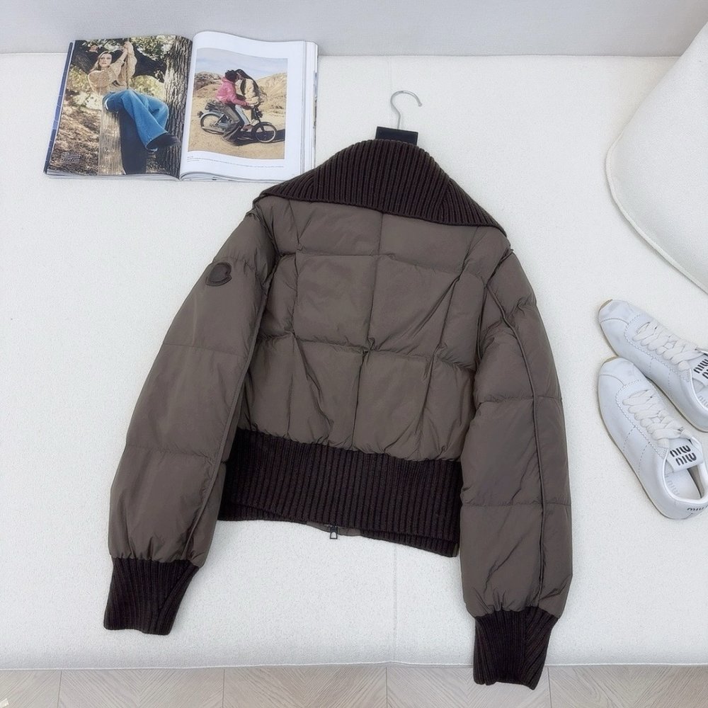 Пуховик женский фото 9