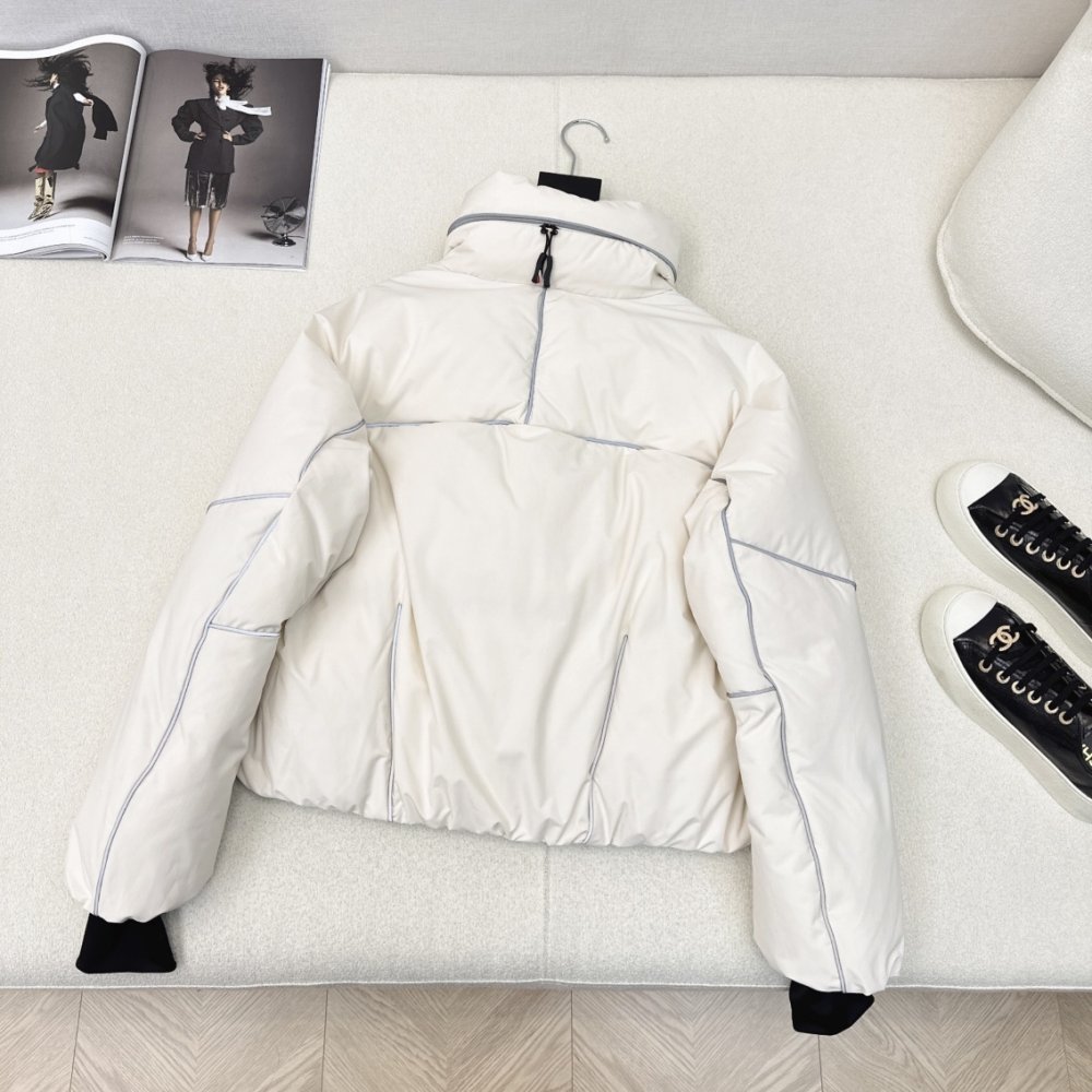 Пуховик женский фото 9