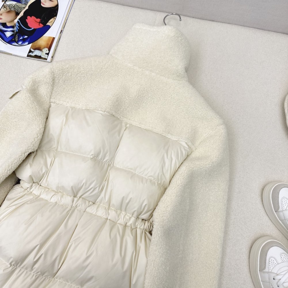 Пуховик женский фото 9