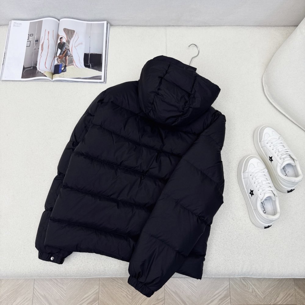 Пуховик женский фото 9