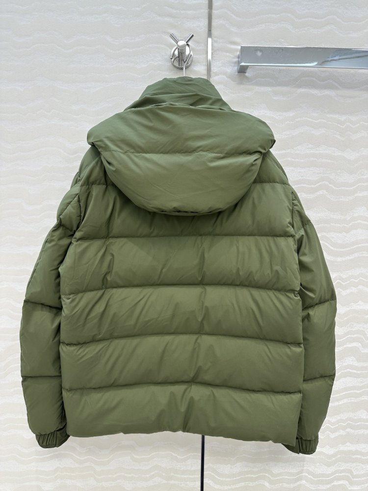 Пуховик женский фото 9