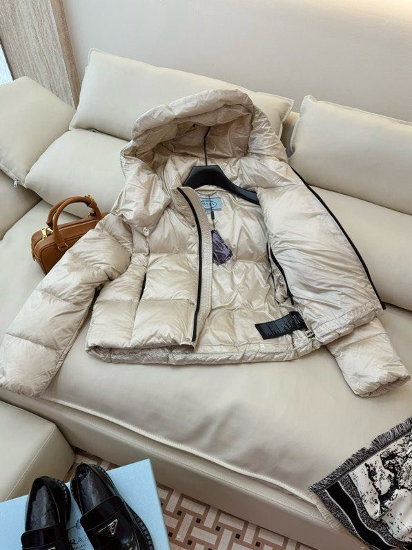 Пуховик жіночий фото 9