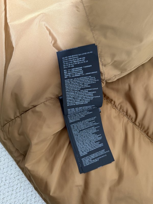 Пуховик женский фото 9