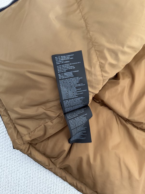 Пуховик женский фото 9