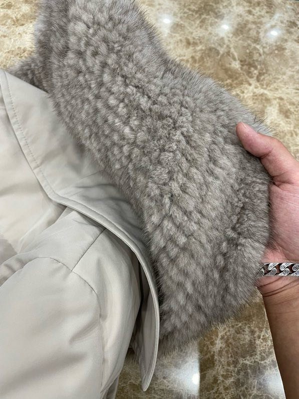 Пуховое пальто с плетением из норки фото 3